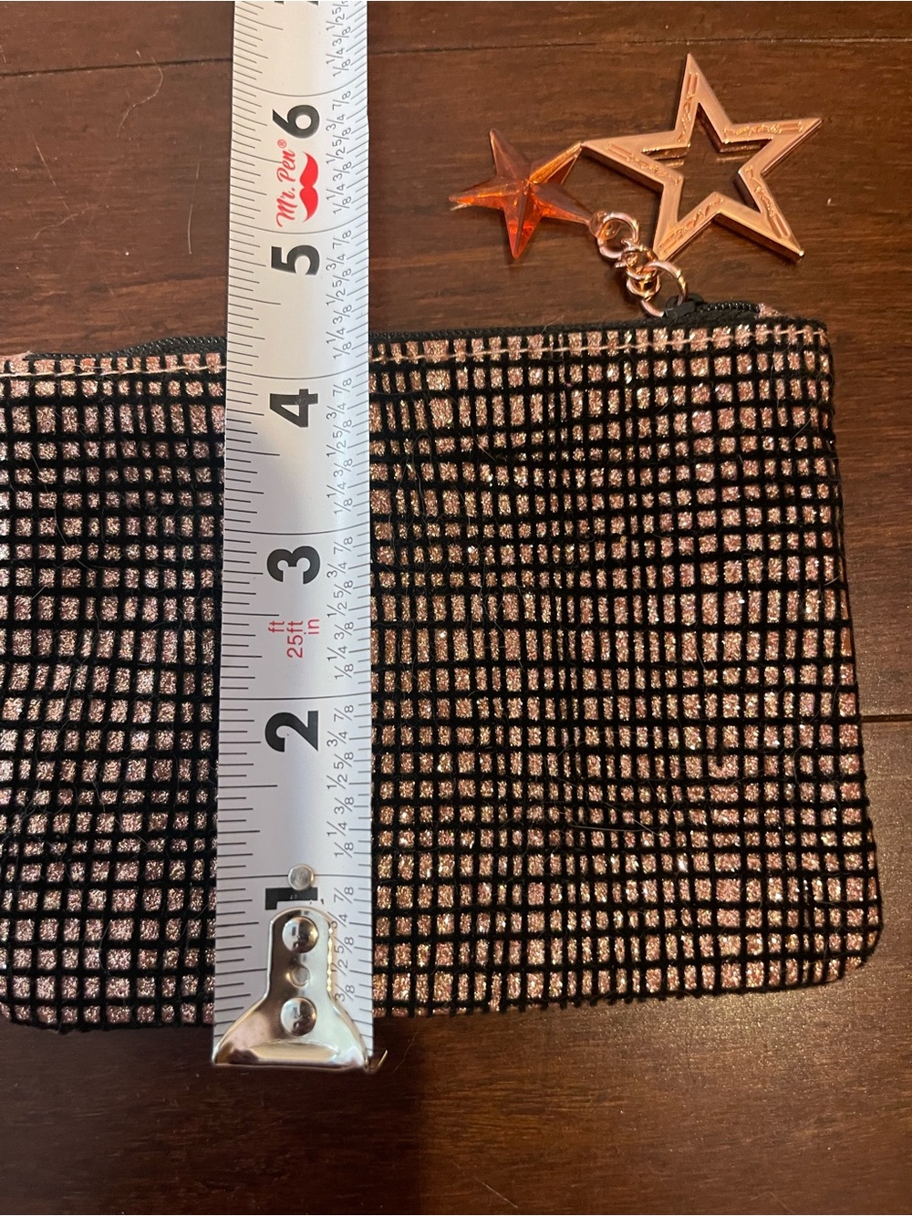 limited edition mac holiday zipper glitter pouch star pull tags ✨ - Picture 5 of 6